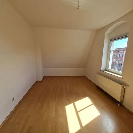 Rent this 3 bed apartment on Großer Schneisenweg in 99986 Kammerforst, Germany