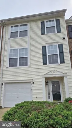 Rent this 3 bed townhouse on 45594 Lakemont Square in Countryside, Loudoun County