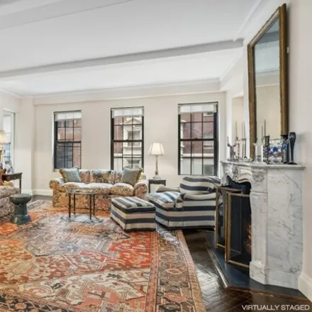 Image 2 - 70 East 77th Street, New York, NY 10021, USA - Townhouse for sale