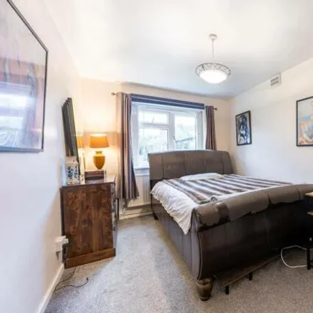 Image 7 - 10 Peter Avenue, Willesden Green, London, NW10 2AN, United Kingdom - Apartment for sale