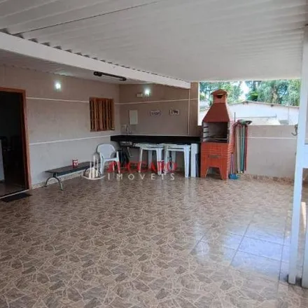 Rent this 2 bed house on Rua São Vicente das Minas in Taboão, Guarulhos - SP