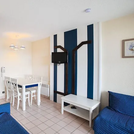 Image 2 - 85440 Talmont-Saint-Hilaire, France - Apartment for rent