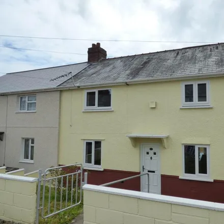 Rent this 3 bed house on Clos Morgan in Carmarthen, SA31 1RR