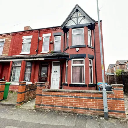 Rent this 3 bed townhouse on Reynell Road in Manchester, M13 0PX