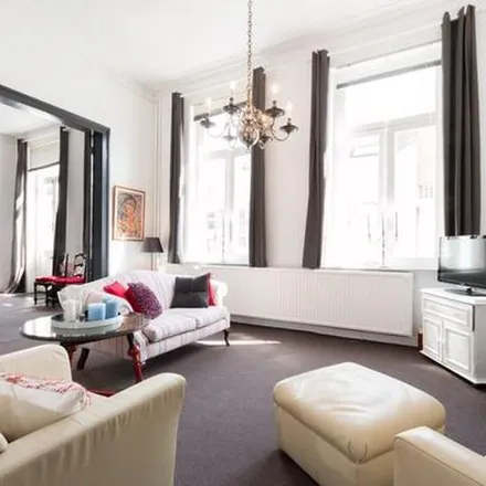 Rent this 2 bed apartment on Korte Ridderstraat 1 in 2800 Mechelen, Belgium