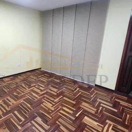 Rent this 5 bed apartment on Agencia de Regulatión y Control del Agua in Rumipamba, 170129