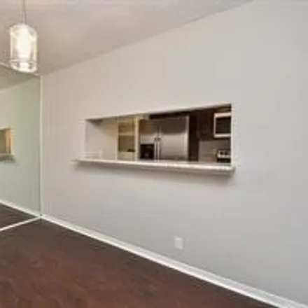 Image 5 - 700 Thicket Ln Apt 704, Houston, Texas, 77079 - Condo for rent