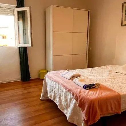 Rent this 3 bed apartment on Carrer Major de Natzaret in 61, 46024 Valencia