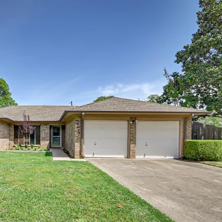 Rent this 3 bed house on 4922 Stage Line Drive in Arlington, TX 76017
