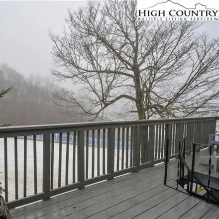 Buy this 3 bed condo on 139 Wedling Weg Road in Beech Mountain, NC 28604