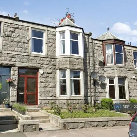 Rent this 5 bed townhouse on 43 in 45 Leslie Road, Aberdeen City