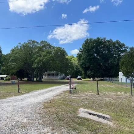 Buy this studio apartment on unnamed road in Levy County, FL 32692
