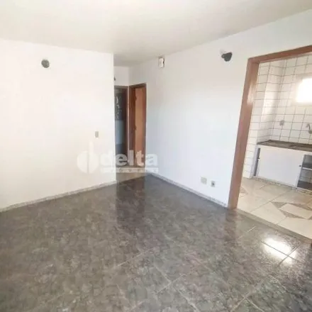 Rent this 2 bed apartment on Rua Waldemar Silva in Chácaras Tubalina e Quartel, Uberlândia - MG