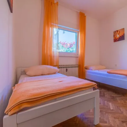 Rent this 3 bed house on 51264 Jadranovo