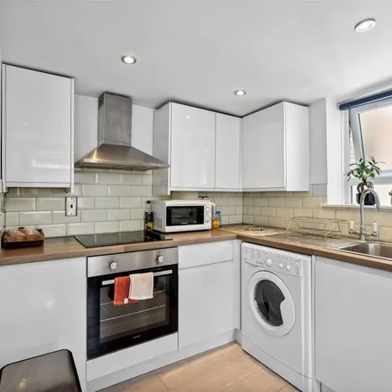 Rent this 1 bed apartment on 10 Sandringham Road in London, E8 2LR