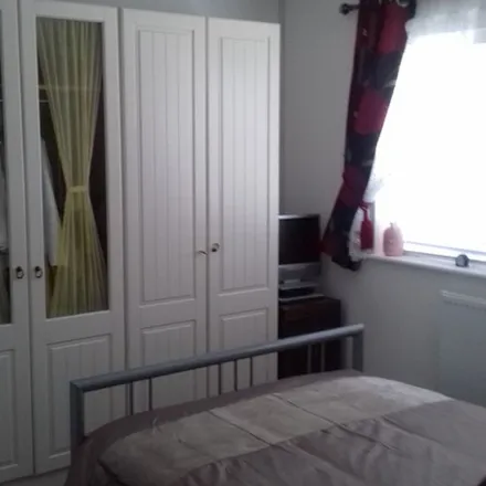 Rent this 1 bed apartment on Weymouth Avenue in London, NW7 3JD