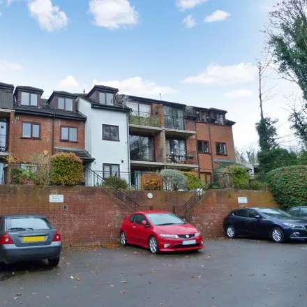 Rent this 2 bed apartment on Hospital Hill in Chesham, HP5 1PL