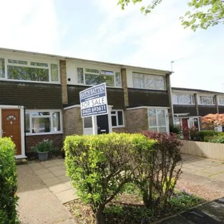 Buy this 2 bed townhouse on Hildenborough Crescent in Maidstone, ME16 0TB
