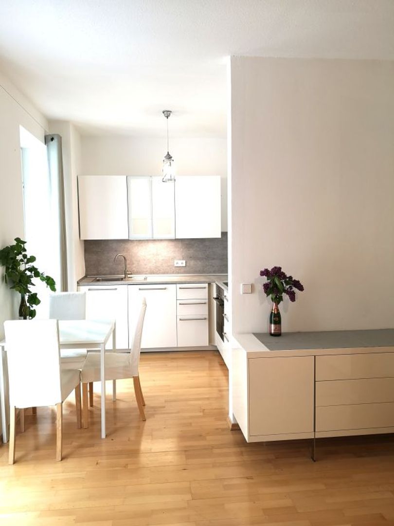 2 Bed Apartment At Ohmstrasse 10 10179 Berlin Germany For Rent