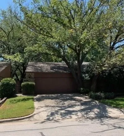 Image 1 - 3421 Bristol Road, Fort Worth, TX 76107, USA - House for rent