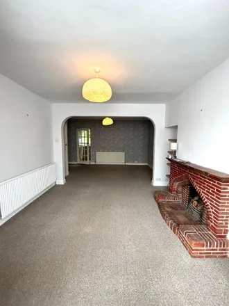 Image 7 - 78 Shalford Road, Olton, B92 7NF, United Kingdom - Townhouse for rent