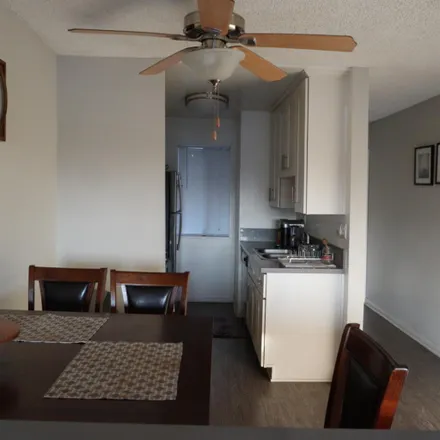 Image 4 - 1364 North Poinsettia Place, Los Angeles, CA 90046, USA - Room for rent