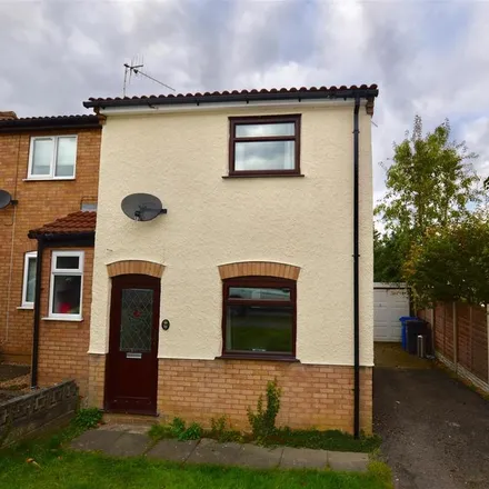 Rent this 2 bed townhouse on Somersby Avenue in Chesterfield, S42 7LY