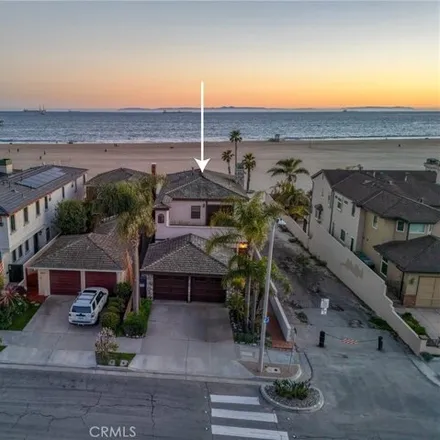 Image 3 - 600 Ocean Avenue, Seal Beach, CA 90740, USA - House for sale