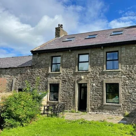 Rent this 6 bed duplex on Hornby-with-Farleton in Lancaster, Lancashire