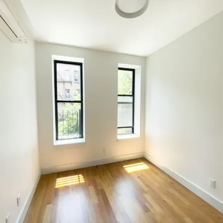 Image 6 - 322 East 93rd Street, New York, NY 10128, USA - Apartment for rent