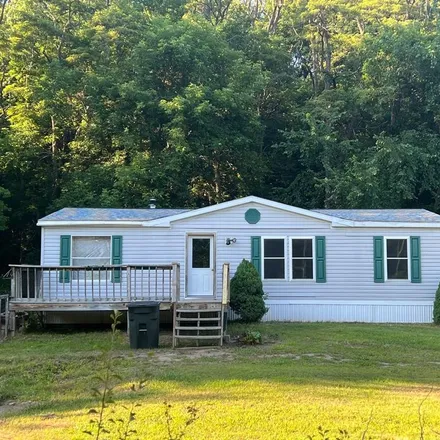 Buy this 2 bed house on 92 Lower Road in Clintonville, AuSable