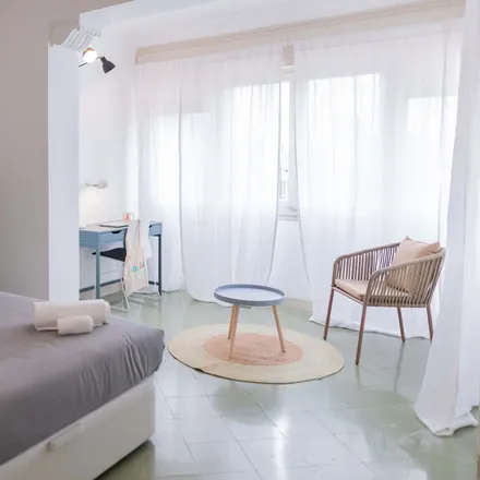 Rent this 7 bed room on Carrer de Muntaner in 1, 08001 Barcelona