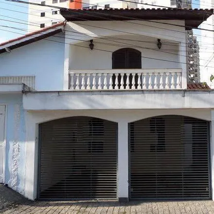 Buy this 4 bed house on Tradicional Bolos Caseiros in Rua Caminho do Pilar, Vila Gilda