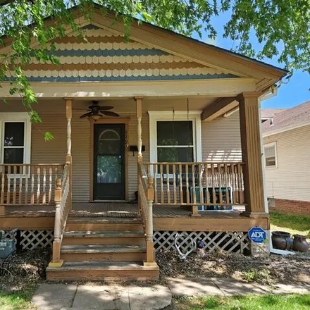 Buy this 2 bed house on 772 University Place in Salina, KS 67401