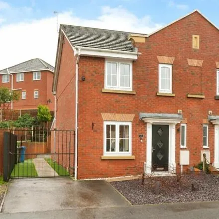 Buy this 3 bed duplex on Windmill Way in Tapton, S43 1GR