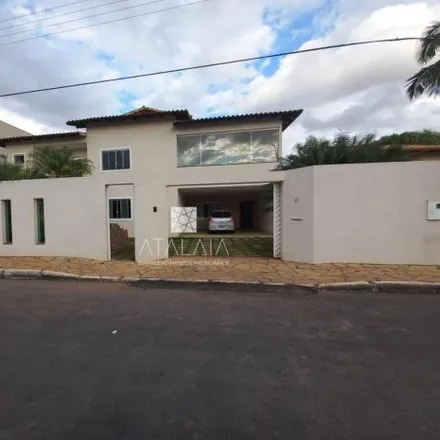 Buy this 5 bed house on SHVP - Rua 10 - Chácara 168 in Vicente Pires - Federal District, 72006