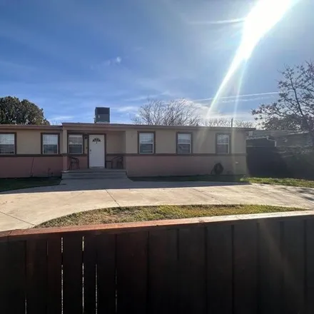 Buy this 3 bed house on 1184 East Nobles Avenue in Midland, TX 79701
