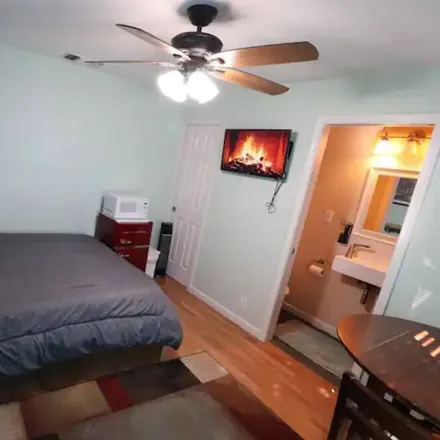Rent this 1 bed apartment on Vallejo