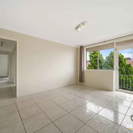 Image 2 - 36 Uriarra Road, Queanbeyan NSW 2620, Australia - Apartment for rent