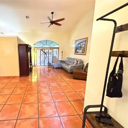 Image 7 - 19460 Nw 8th St, Pembroke Pines, Florida, 33029 - House for sale