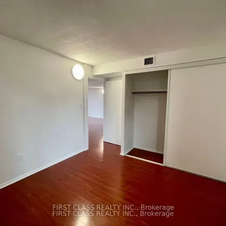 Rent this 3 bed apartment on 192 Spadina Avenue in Old Toronto, ON M5T 2C5