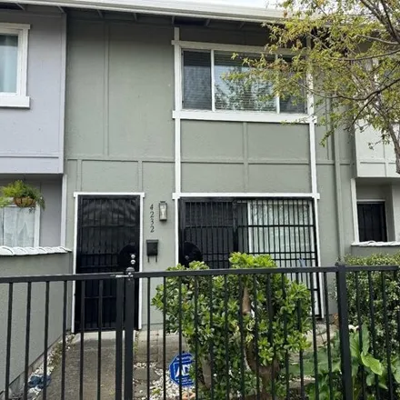 Buy this 2 bed townhouse on 4230 Miramonte Way in Union City, CA 94587