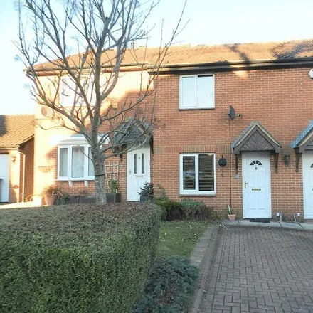 Rent this 2 bed townhouse on Russell Road in Toddington, LU5 6QE