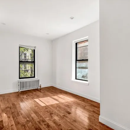Image 7 - 339 East 82nd Street, New York, NY 10028, USA - Townhouse for sale