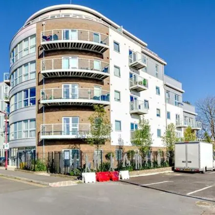 Buy this 1 bed apartment on Austen House in Station View, Guildford