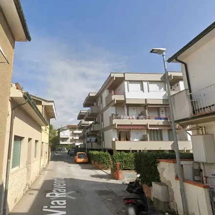 Rent this 3 bed apartment on Via Ravenna in 55043 Viareggio LU, Italy