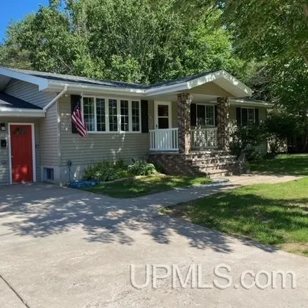 Buy this 3 bed house on 47140 Green Acres Road in Portage Township, MI 49931