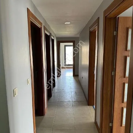 Rent this 4 bed apartment on Kayabaşı Sağlık Ocağı in İstiklal Caddesi, 34494 Başakşehir