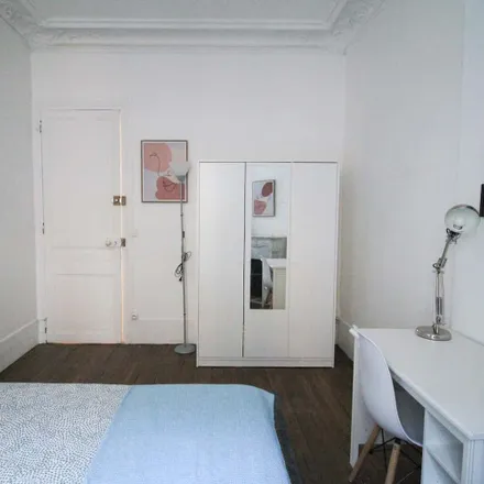 Image 3 - 4 Rue Jean François Lépine, 75018 Paris, France - Room for rent