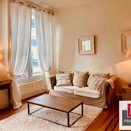 Rent this 2 bed apartment on Rue d'Écosse - Schotlandstraat 39 in 1060 Saint-Gilles - Sint-Gillis, Belgium